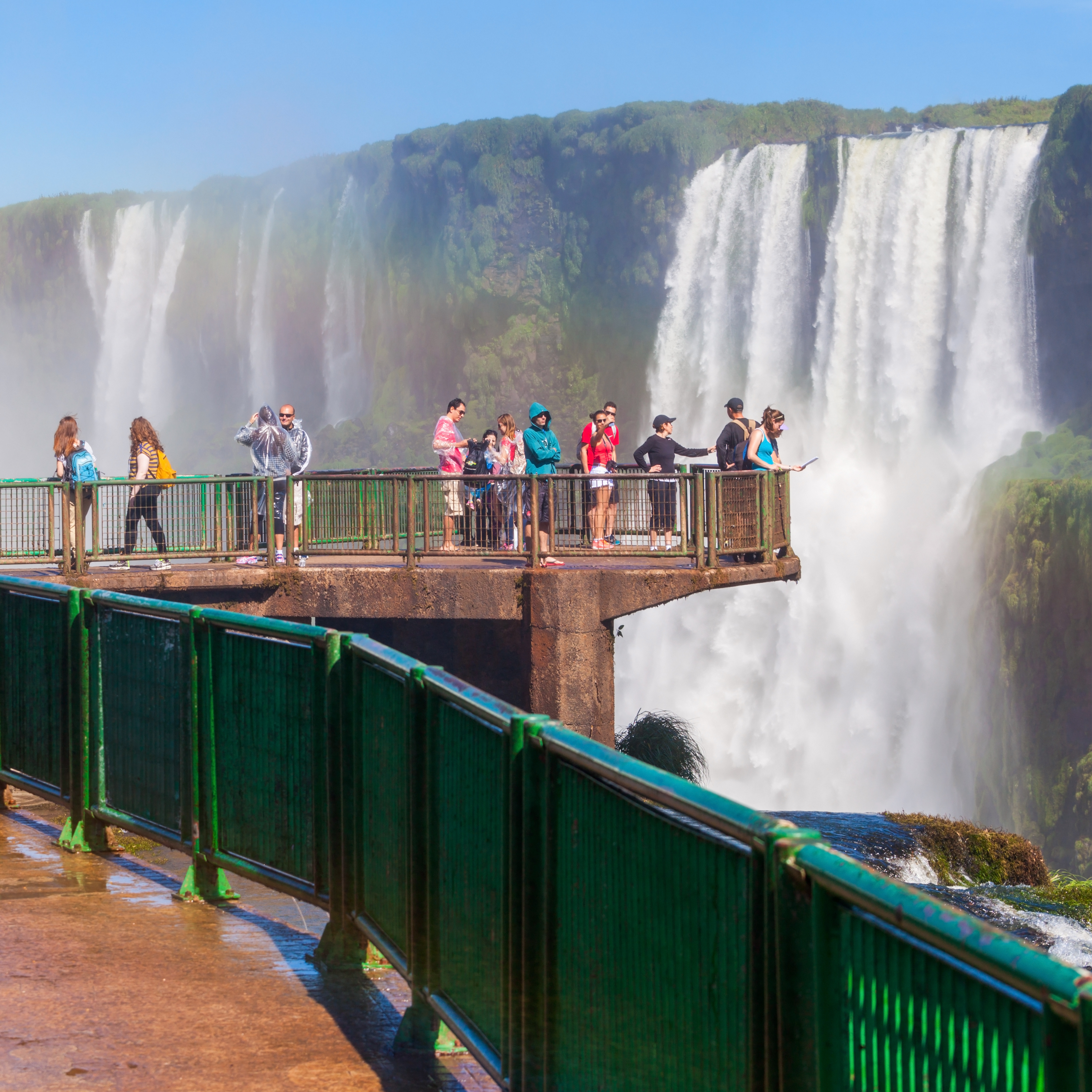 Excursão foz do iguaçu, cataratas do iguaçu, feirinha da argentina, escursão londrina.